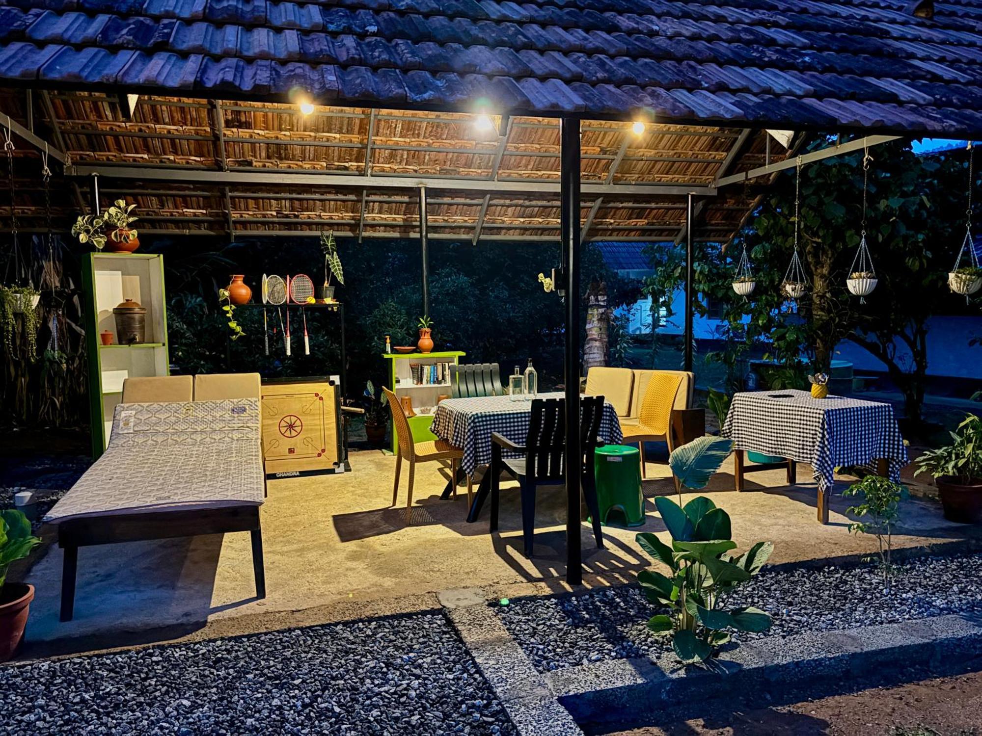 Calm Shack - 2 Bedroom-Boutique Farm Stay Munnar Luaran gambar